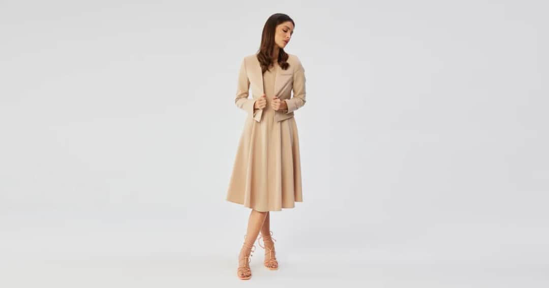 Jak ubrać się na komunię w żałobie, aby zachować szacunek i elegancję