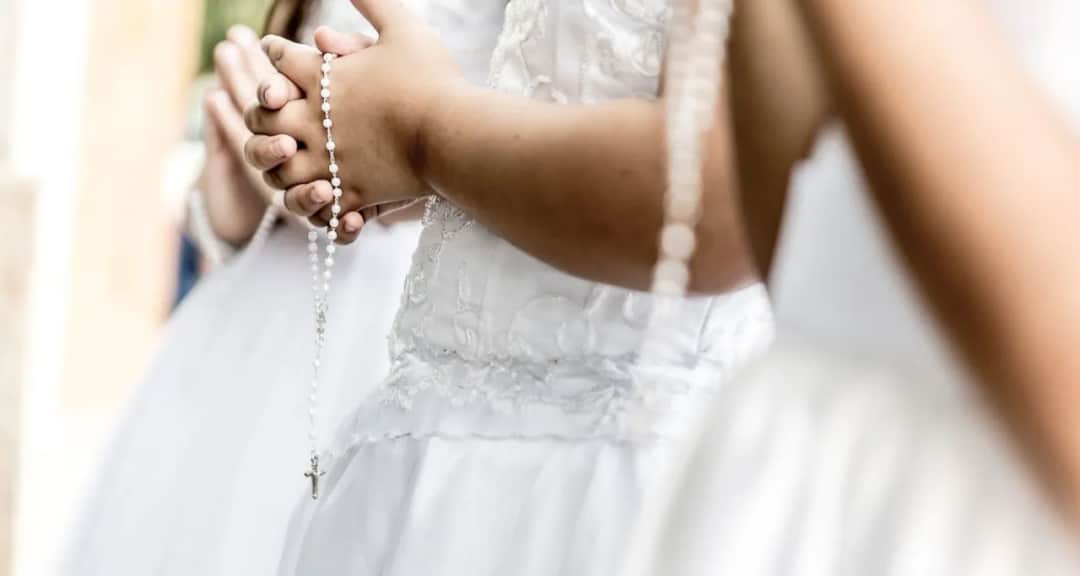 Najlepsze pomysły na prezent na komunię, które zachwycą dziecko