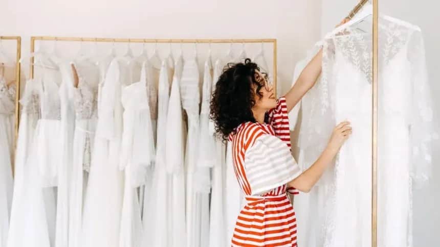 Kiedy kupić suknię ślubną, aby uniknąć stresu przed ślubem?