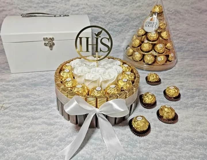 Co daje chrzestna na komunie - wyjątkowe pomysły na prezenty