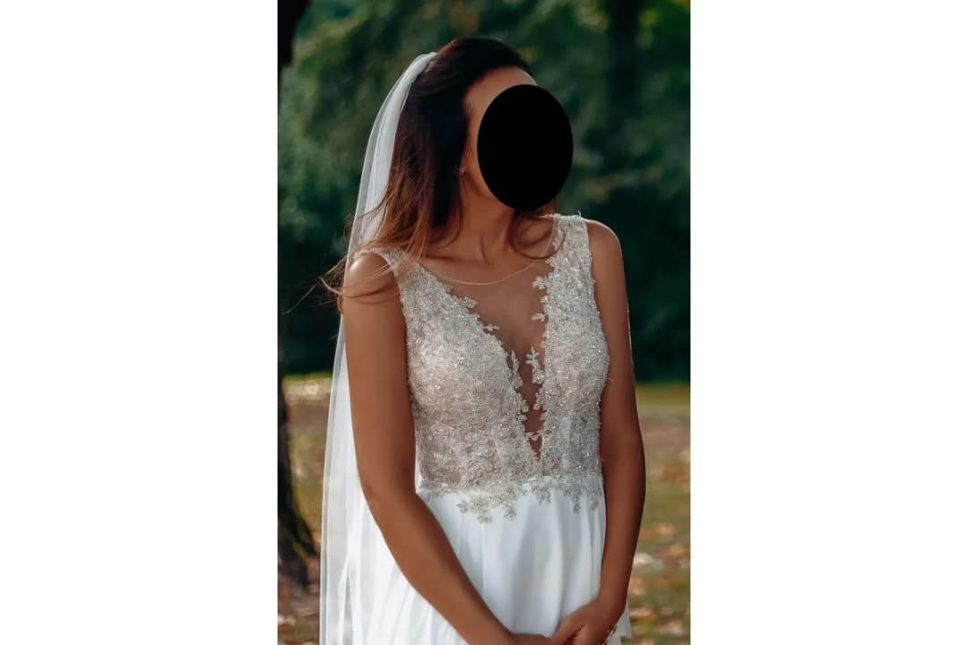 Muślinowa suknia ślubna dla kogo? Idealne dopasowanie do figury